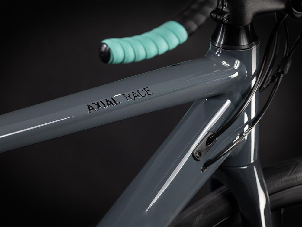 cube axial ws race road bike