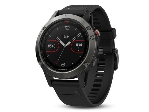Garmin Fenix 5 GPS Multisportuhr grau schwarzes Armband