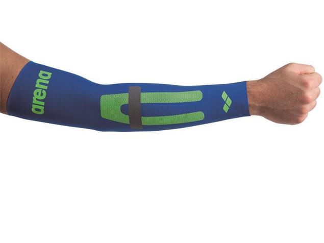 Arena Carbon Compression Arm Sleeves Unisex - XXS electric blue